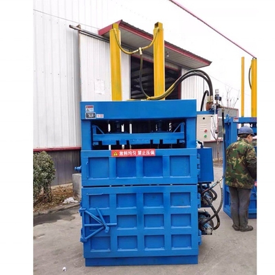 2022 National Standard Vertical Baler Machine mit lebenslangem technischen Service