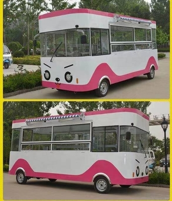 Hohe Produktivität und Multifunktionalität - die perfekte Kombination in unserem Foodtruck