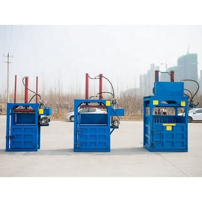 Hydraulische PET-Flaschenballermaschine 30t-100t Kapazität 5-8 Beutel pro Stunde Hydraulischer Verdichter