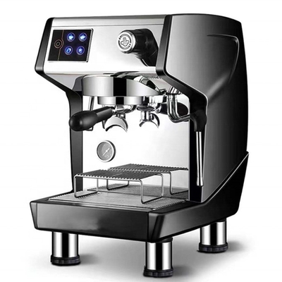 Kaffeemaschine aus Edelstahl mit geringer Investition und 3000 Watt Leistung