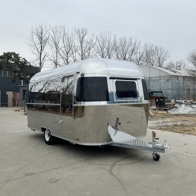 Revolutionieren Sie Ihre Catering-Dienstleistungen mit Airstream Beach Food Truck und Full Kitchen