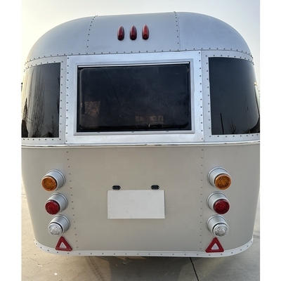 Revolutionieren Sie Ihre Catering-Dienstleistungen mit Airstream Beach Food Truck und Full Kitchen