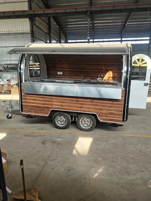 Verbessern Sie Ihr Geschäft mit unserem kundenspezifischen Food Truck Wasserbar und Milch Tee Wagen