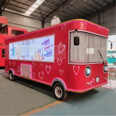 40 km/h Batteriebetriebener mobiler Salon-Truck für Schönheitsmake-up und Spa-Services